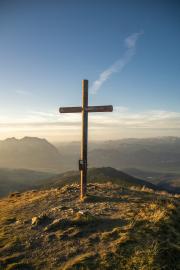 Despre Crucea Domnului Isus Cristos și  jertfa Lui perfectă
