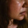 Violentă, Ascunsă și Complexă – Viața Femeilor Creștine din Zonele Ostile